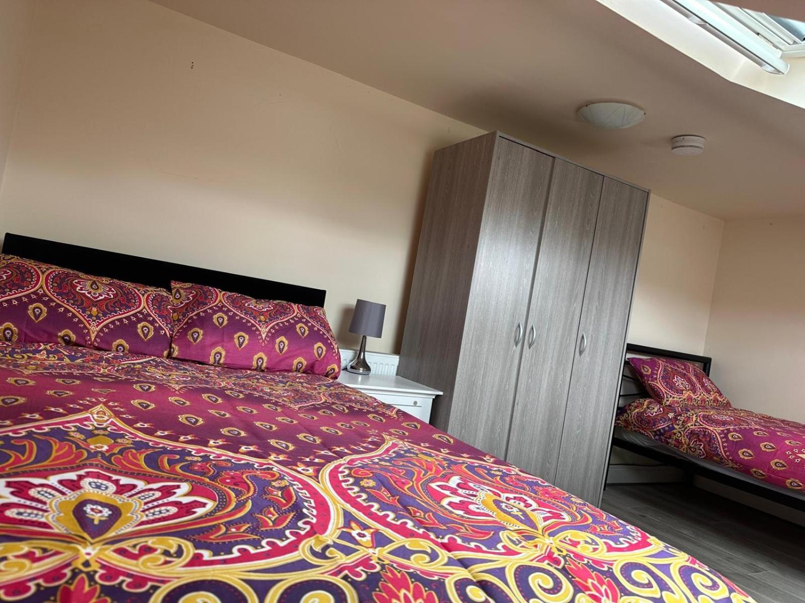 Elsaro Hotel Slough Ngoại thất bức ảnh
